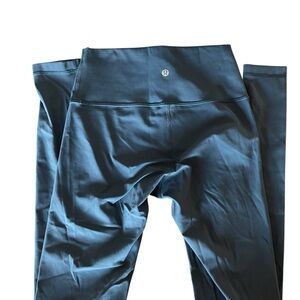Lululemon Athletica Deep Blue Leggings 6 Tall